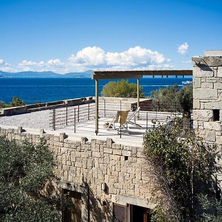 Nikolaou Art Residence Aegina Buitenkant foto