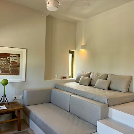 Nikolaou Art Residence Aegina Buitenkant foto