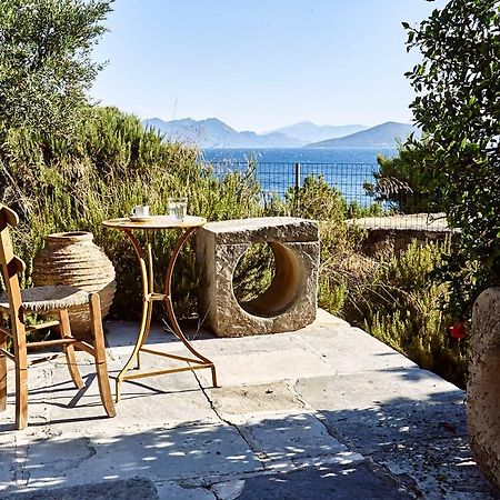 Nikolaou Art Residence Aegina Buitenkant foto