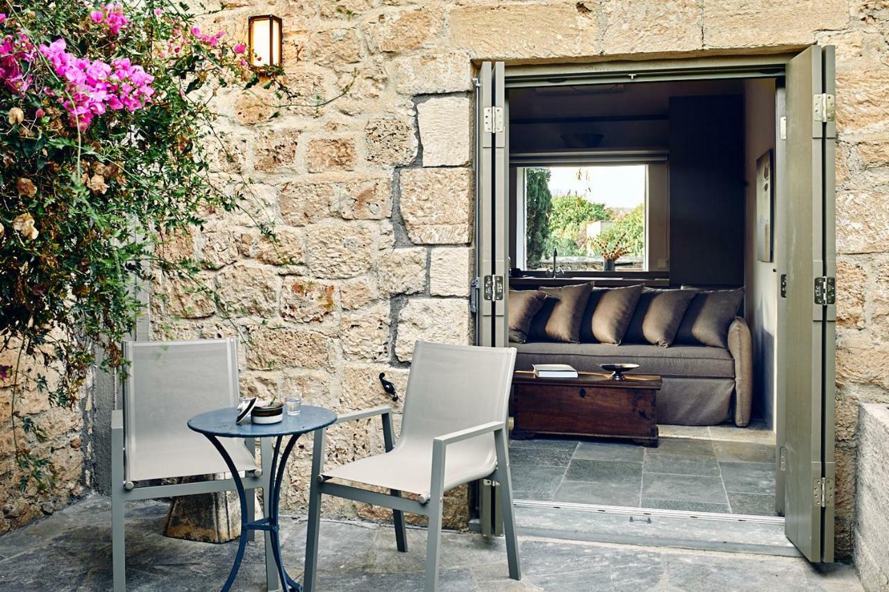 Nikolaou Art Residence Aegina Buitenkant foto