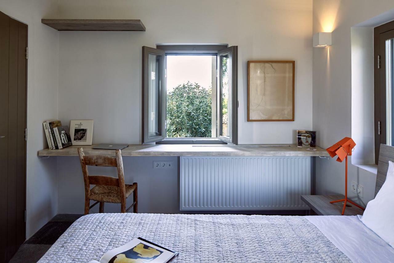 Nikolaou Art Residence Aegina Buitenkant foto
