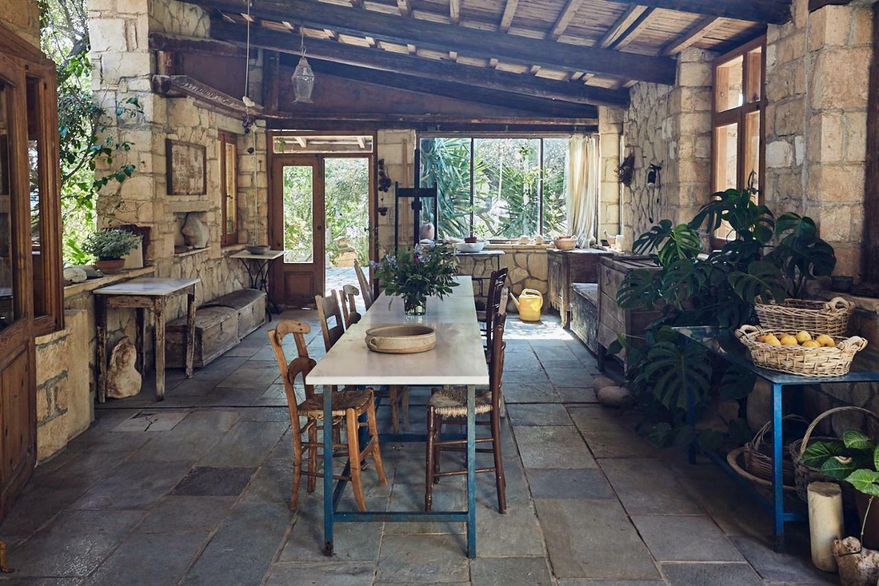 Nikolaou Art Residence Aegina Buitenkant foto