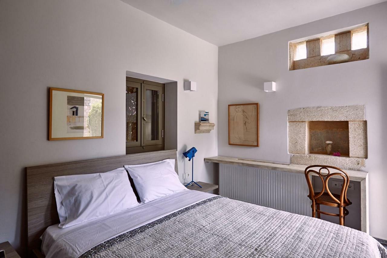 Nikolaou Art Residence Aegina Buitenkant foto